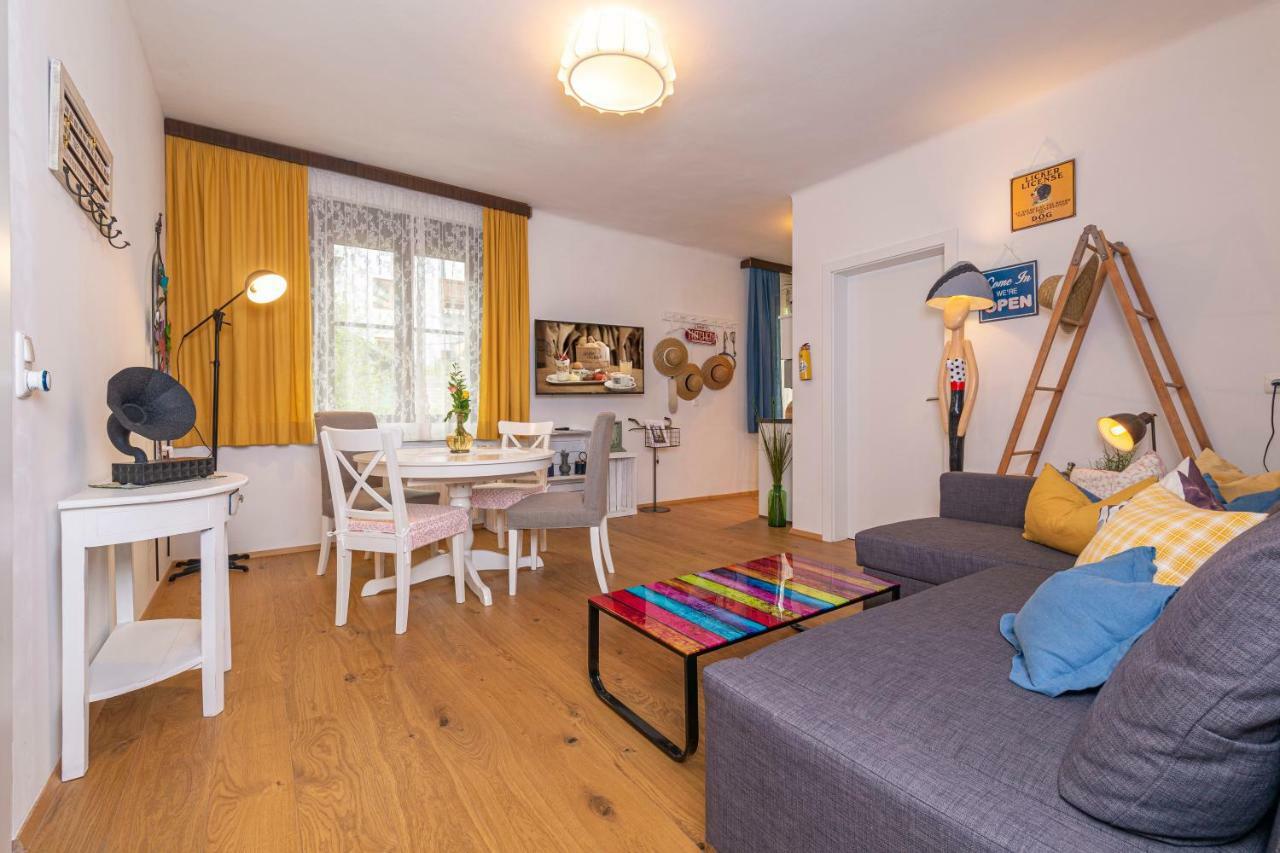 Ferienwohnung Kaffeewerkstatt Saint Wolfgang الغرفة الصورة