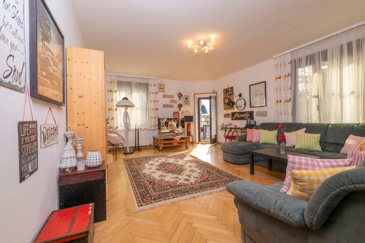 Ferienwohnung Kaffeewerkstatt Saint Wolfgang الغرفة الصورة
